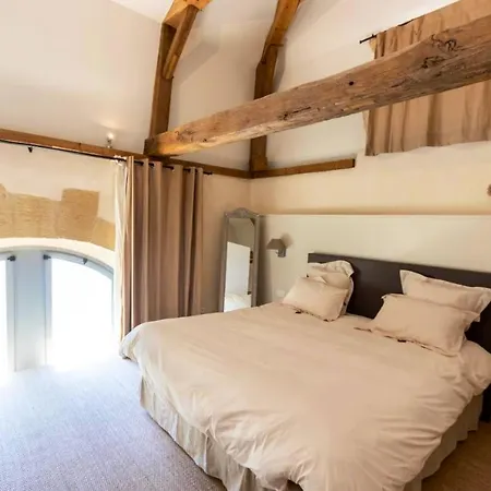 Confortable Dans Cons-la-grandville, Terrasse, Parking Apartamento *