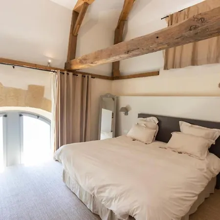 Confortable Dans Cons-la-grandville, Terrasse, Parking *